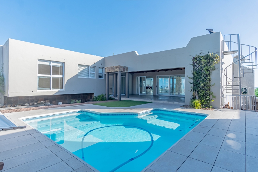 3 Bedroom Property for Sale in Van Riebeeckstrand Western Cape